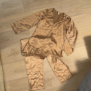 NEW Vintage Victoria’s Secret silk like pj set beautiful